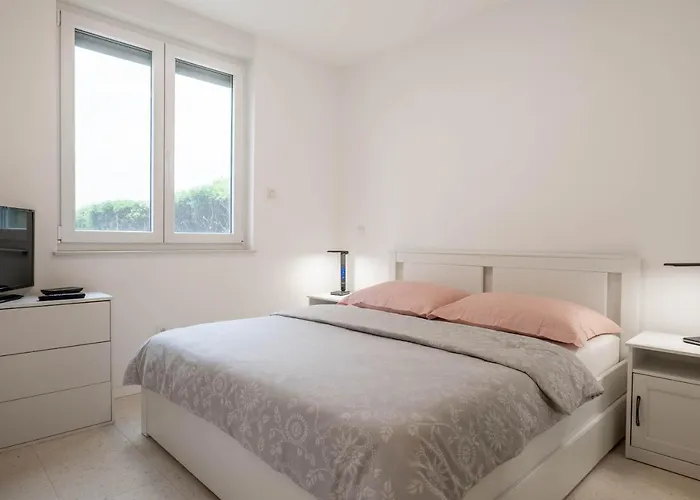 Apartment Dubravka Povljana